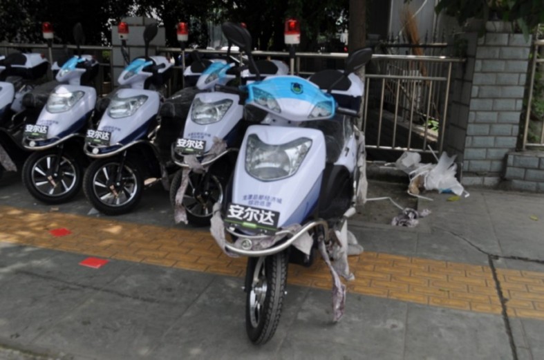 專(zhuān)業(yè)電動(dòng)巡邏車(chē)<div   id=